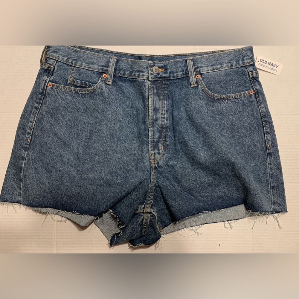 Higher High-Waisted Button-Fly Sky-Hi A-Line Cut off’s